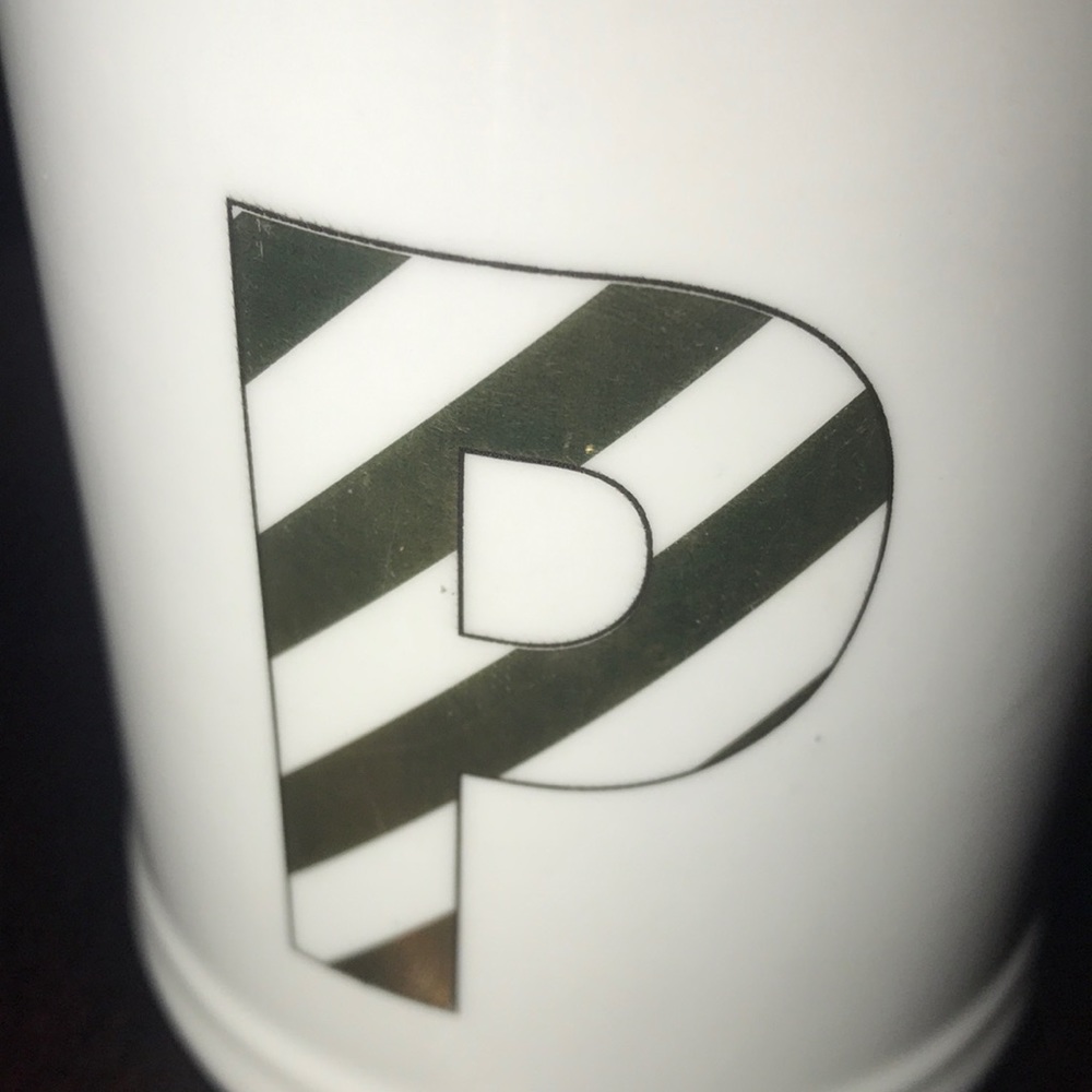 NWT Monnogramed P gold striped mug - Picture 3 of 7